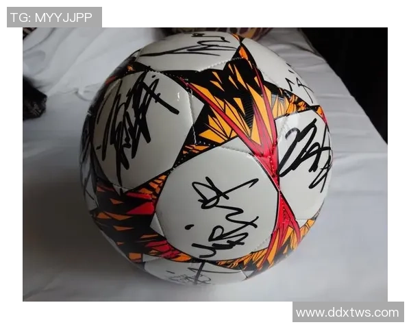 亲签球星足球收藏热潮揭秘球迷为何对个性化签名情有独钟 亲签球星足球收藏热潮揭秘球迷为何对个性化签名情有独钟