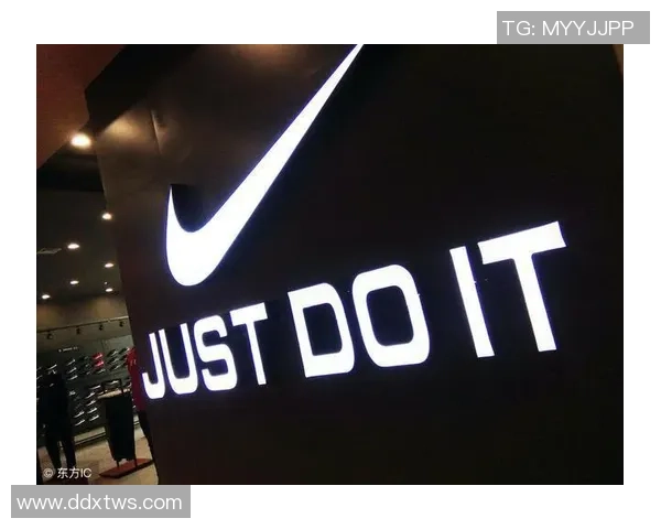 安德玛签约的足球球星及其对品牌的影响力解析 安德玛签约的足球球星及其对品牌的影响力解析