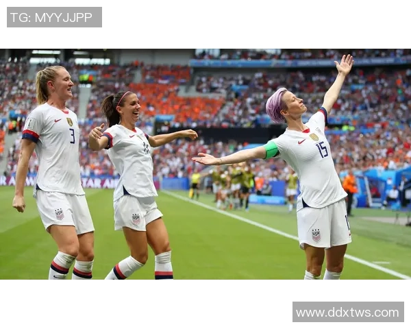 女足球星历史地位排名分析与全球女足发展历程的深度探讨