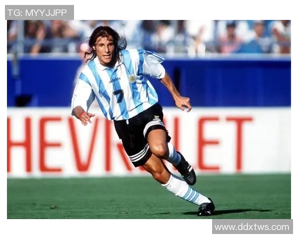 足球历史十大球星盘点 探索那些改变比赛格局的传奇人物 足球历史十大球星盘点 探索那些改变比赛格局的传奇人物